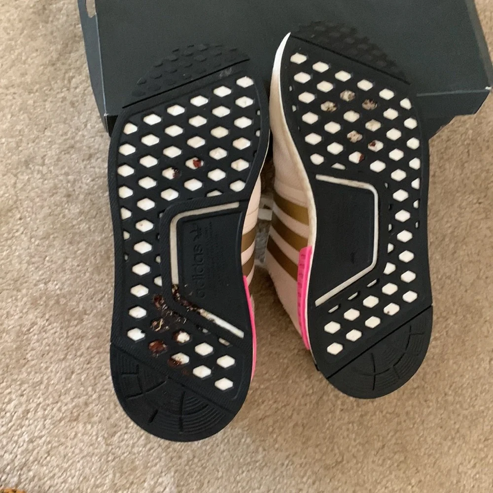 Adidas NMD R1 - Picture 4 of 7